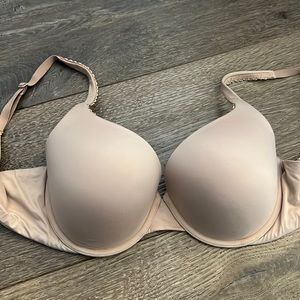 Victoria Secret body by Victoria perfect shape nude bra 36D